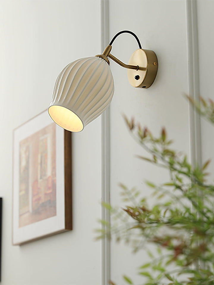 Ceramic Ribbed Wall light - Vakkerlight