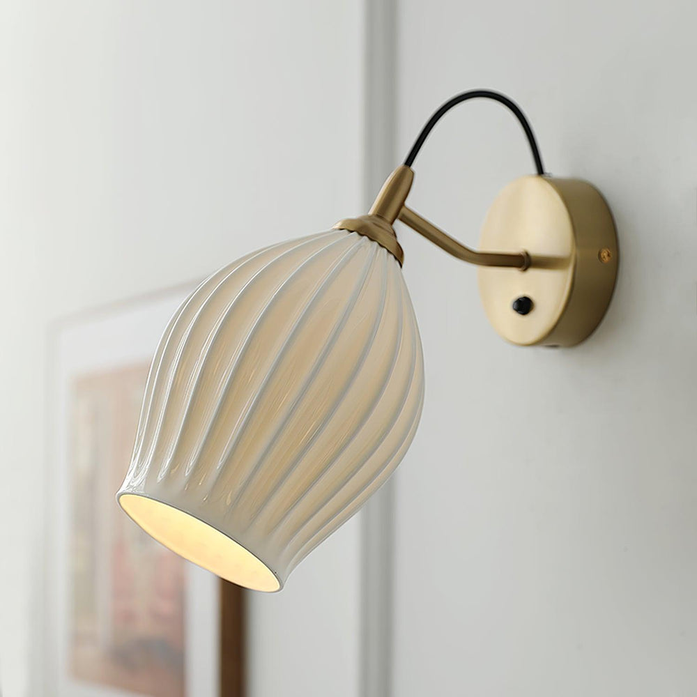 Ceramic Ribbed Wall light - Vakkerlight