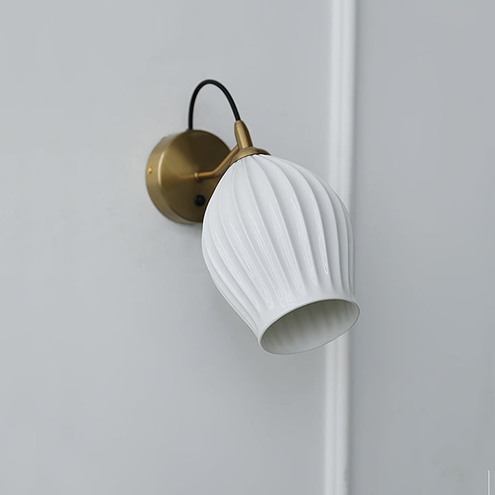 Ceramic Ribbed Wall light - Vakkerlight