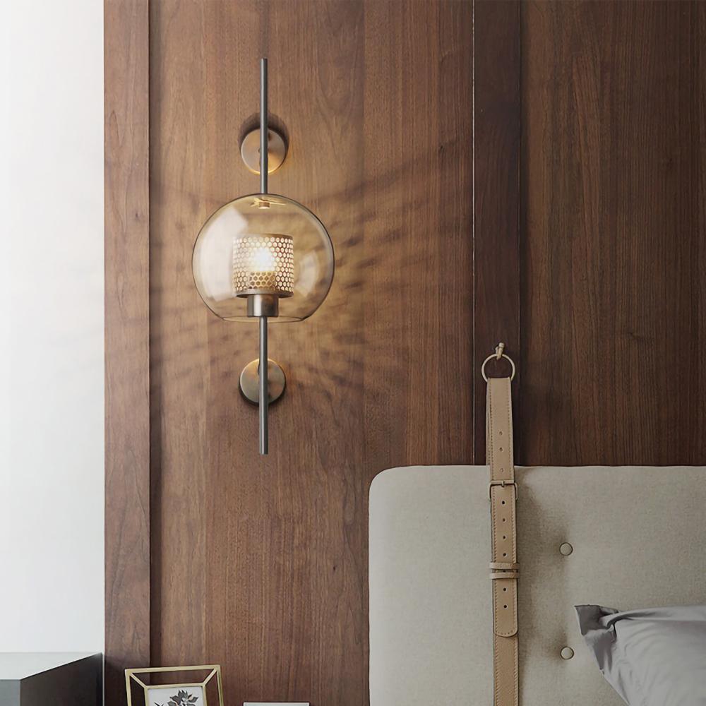 Chiswick Glass Wall Light - Vakkerlighting