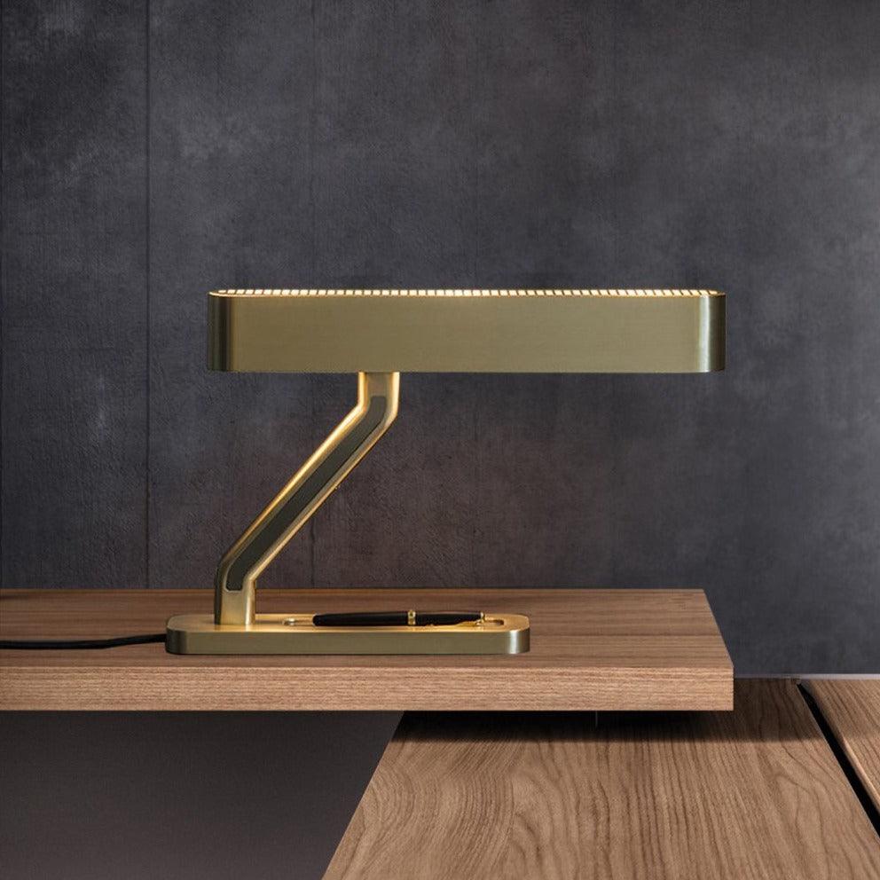 Colt Table Lamp - Vakkerlight