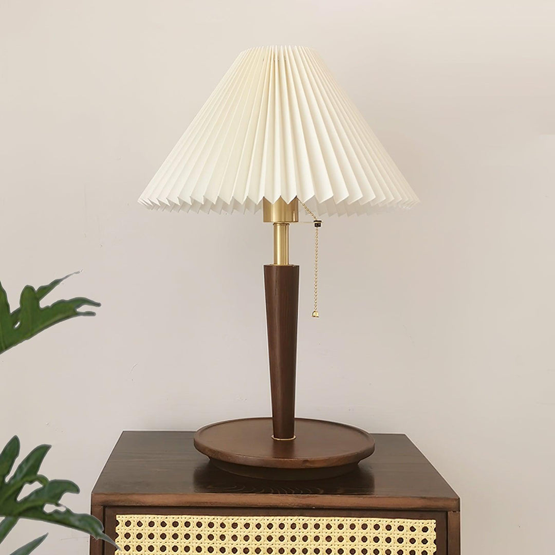 Cone Pleated Fabric Table Lamp - Vakkerlight