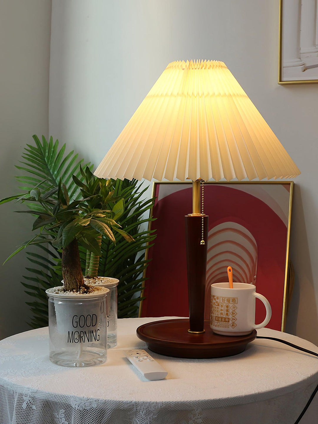 Cone Pleated Fabric Table Lamp - Vakkerlight