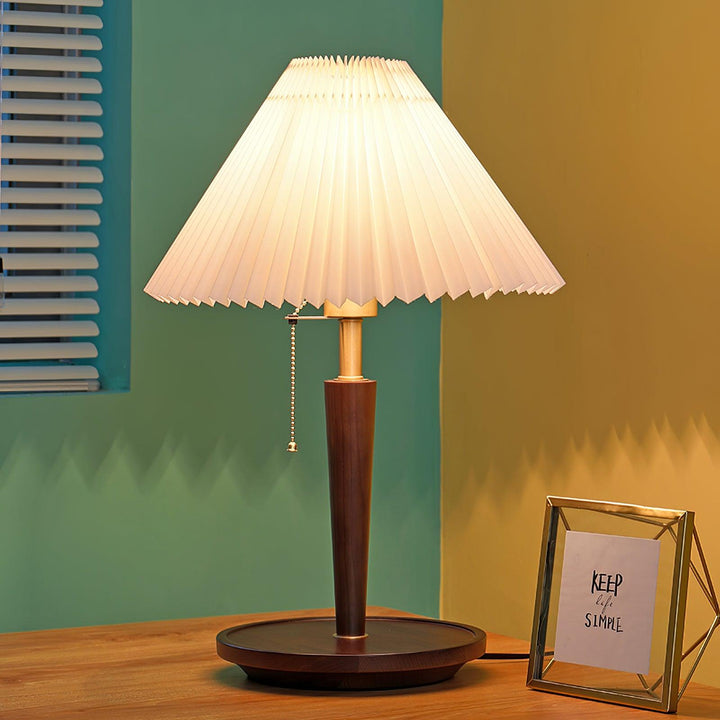 Cone Pleated Fabric Table Lamp - Vakkerlight