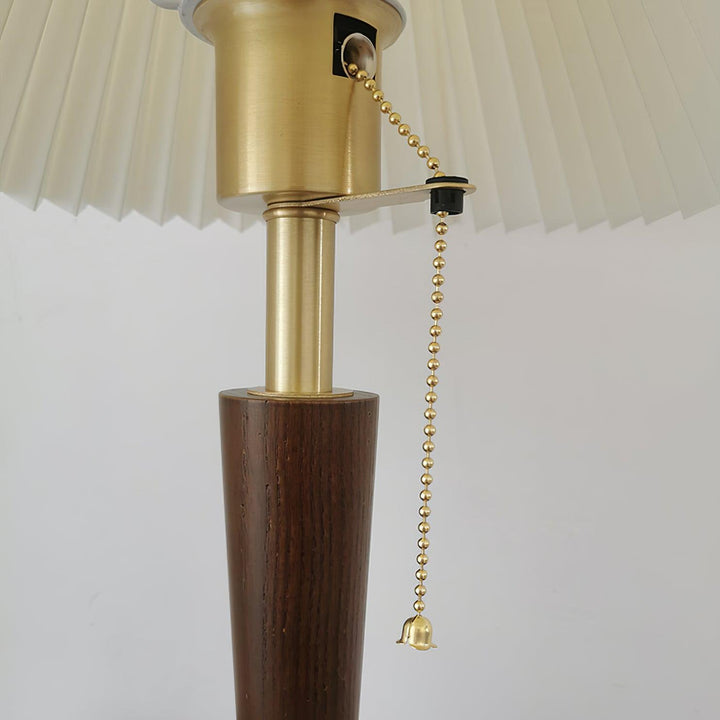 Cone Pleated Fabric Table Lamp - Vakkerlight