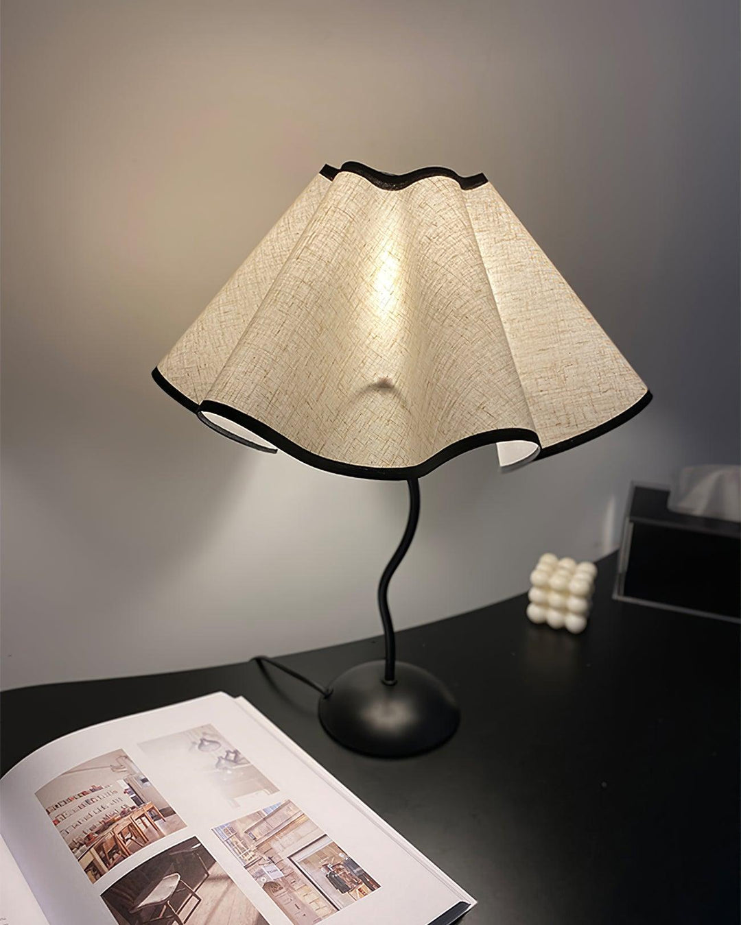 Cora Table Lamp - Vakkerlight