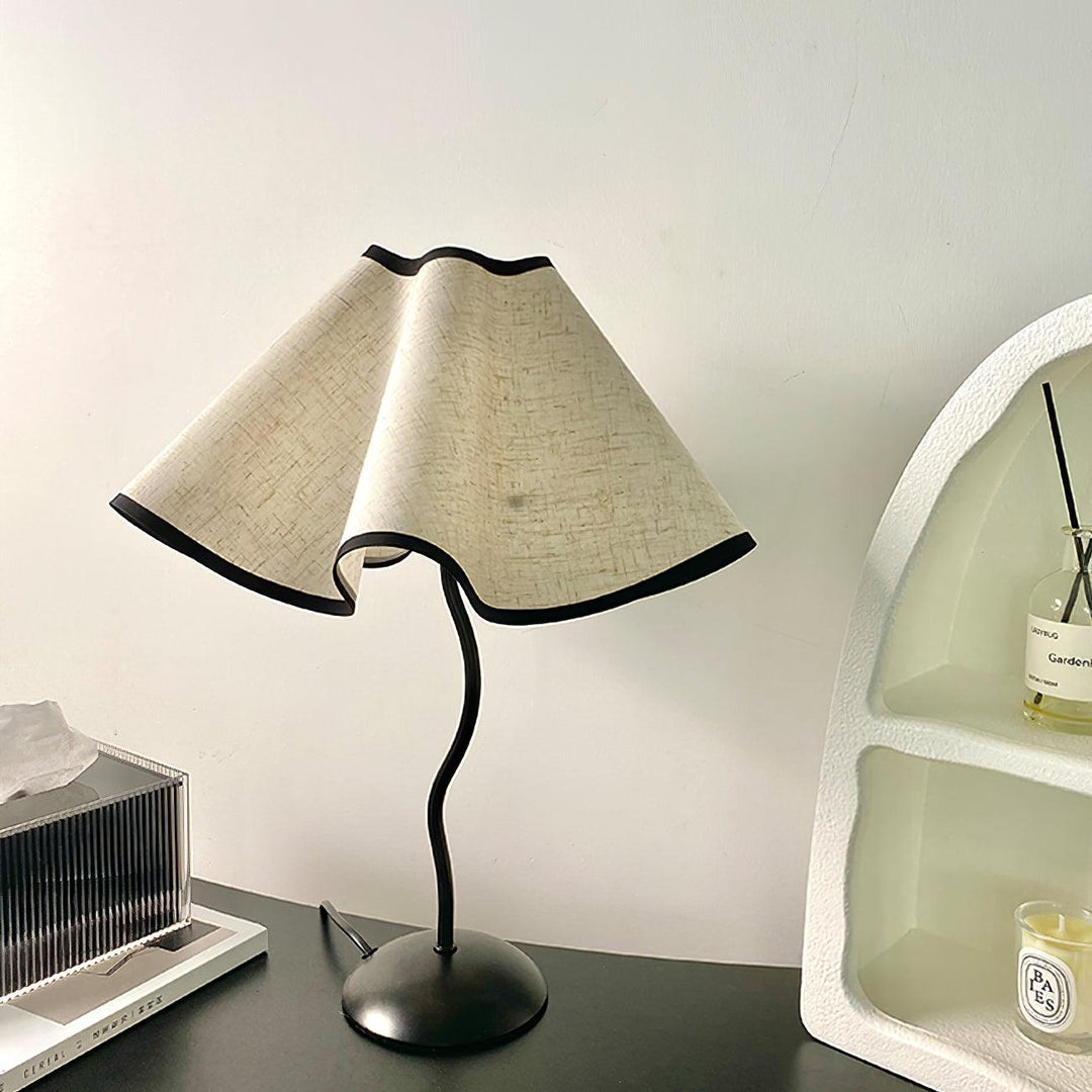 Cora Table Lamp - Vakkerlight