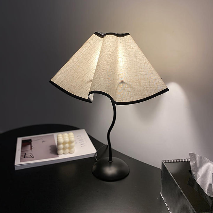 Cora Table Lamp - Vakkerlight