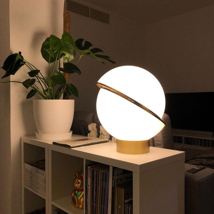 Crescent Table Lamp - Vakkerlight