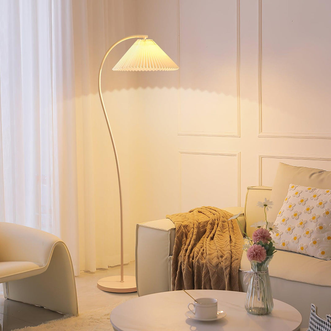 Crescini Pleated Floor Lamp - Vakkerlight