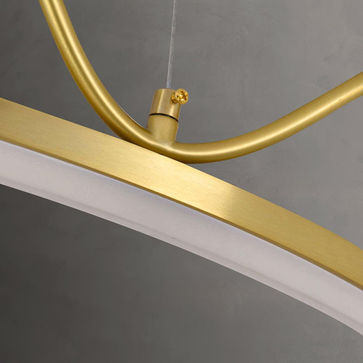 Crown Brass Chandelier - Vakkerlight