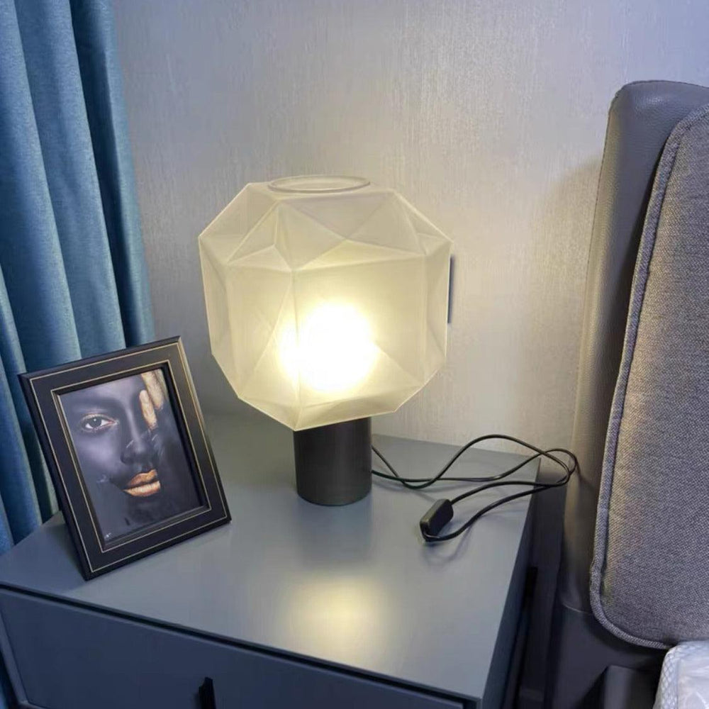 Cubo Table Lamp - Vakkerlight