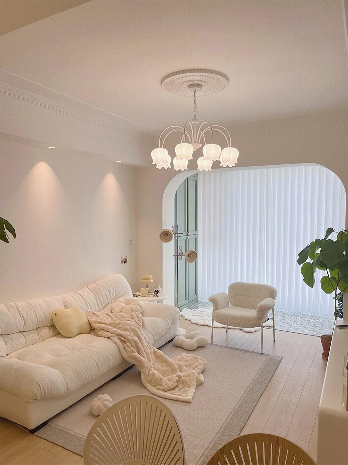 Curved Arm Bell Chandelier – Vakkerlight