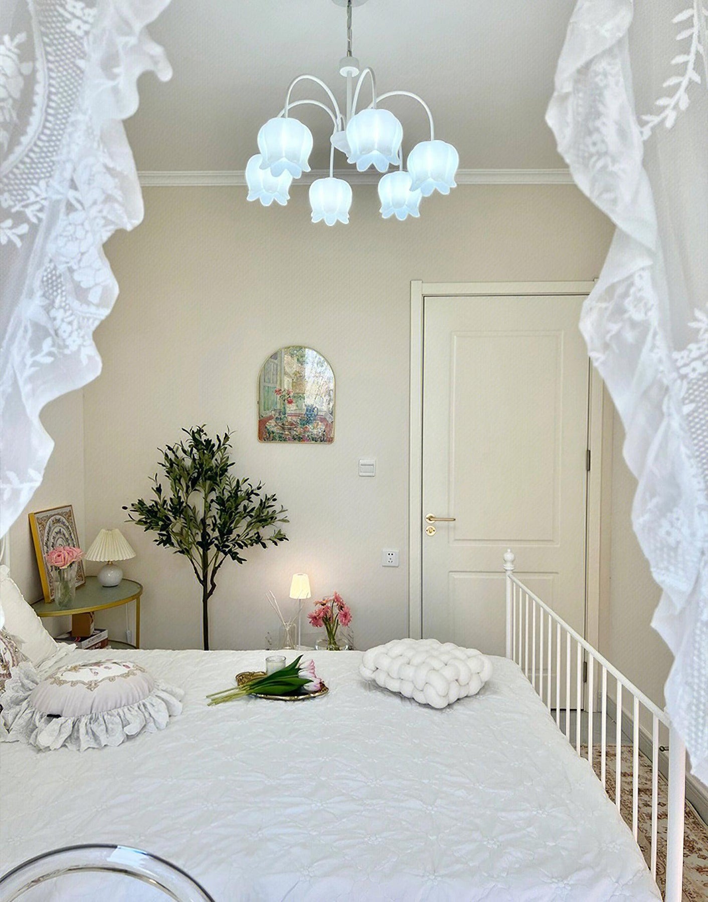 Curved Arm Bell Chandelier – Vakkerlight