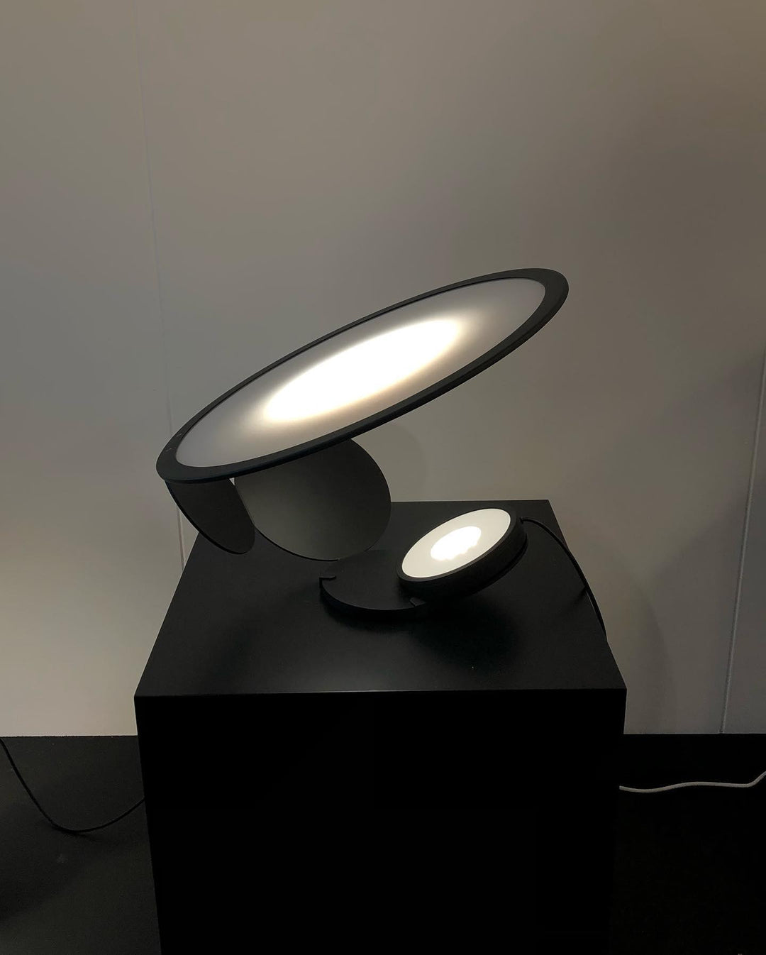 Cut Table Lamp - Vakkerlight