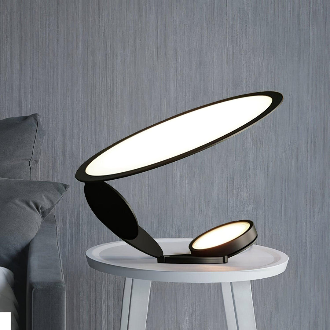 Cut Table Lamp - Vakkerlight