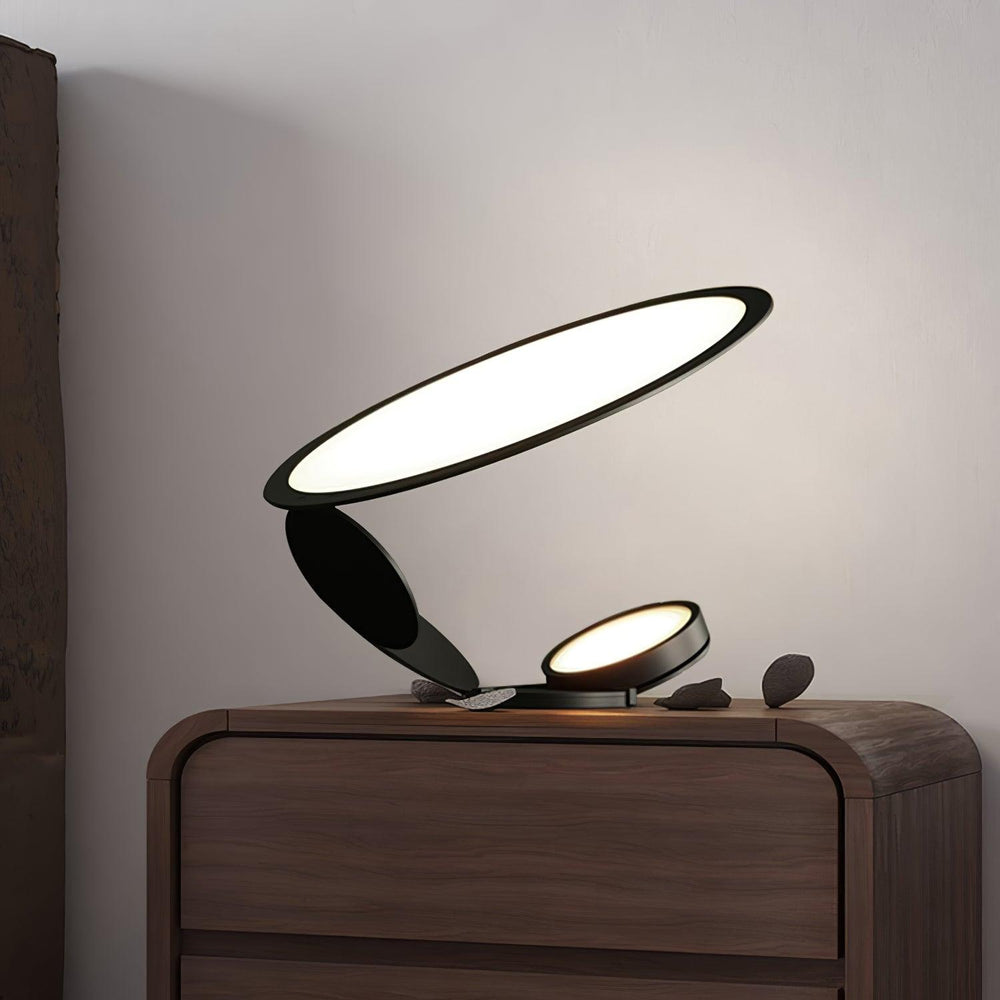 Cut Table Lamp - Vakkerlight