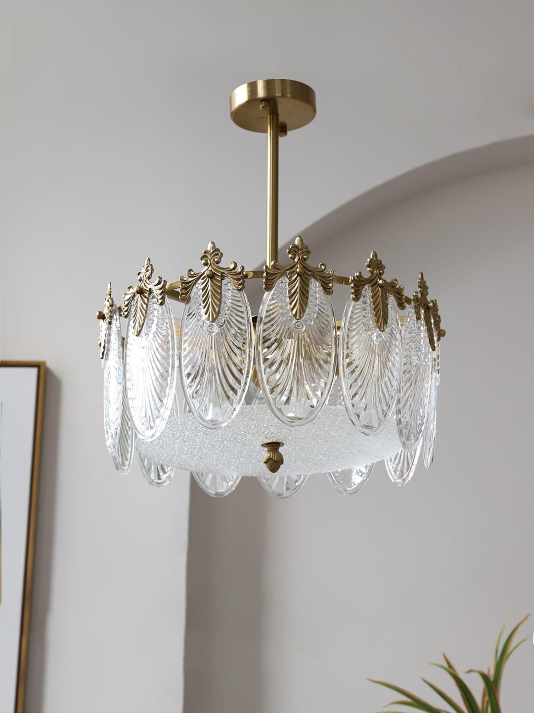 Decorative Pattern Glass Round Chandelier - Vakkerlight