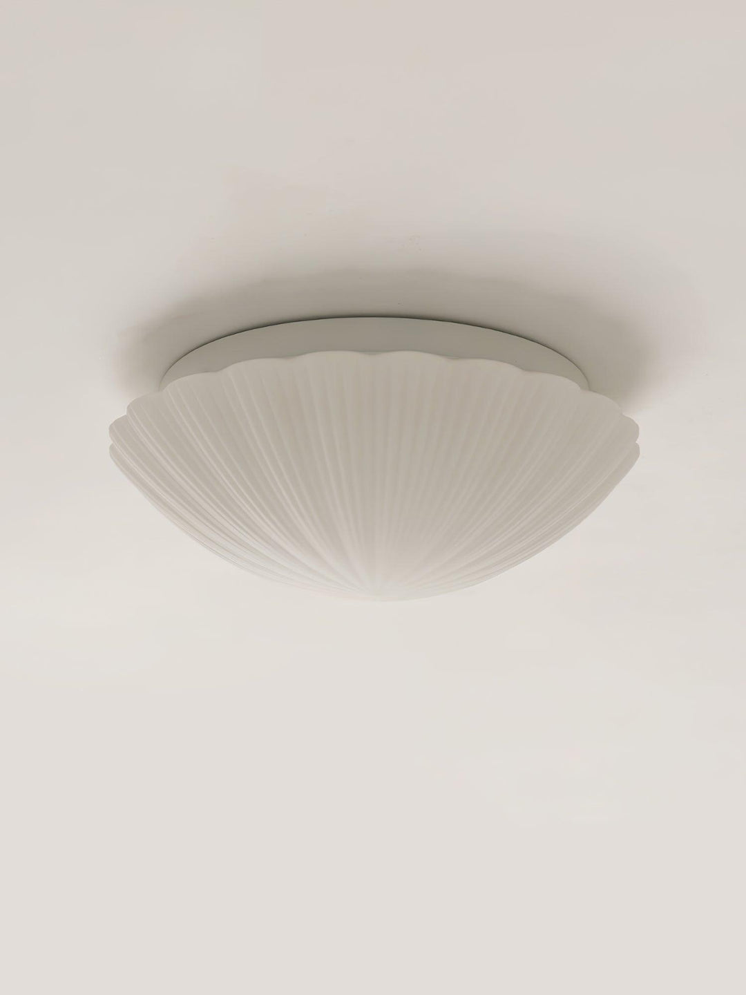 Devan Seashell Ceiling Lamp - Vakkerlight