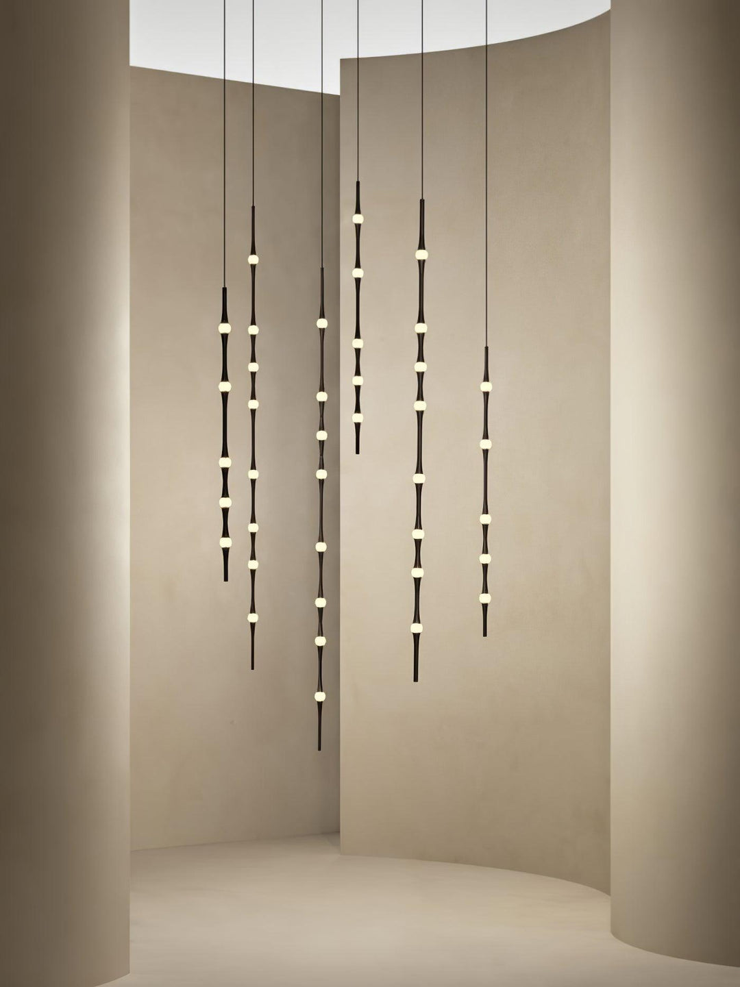 Dew Explores Pendant Light - Vakkerlight