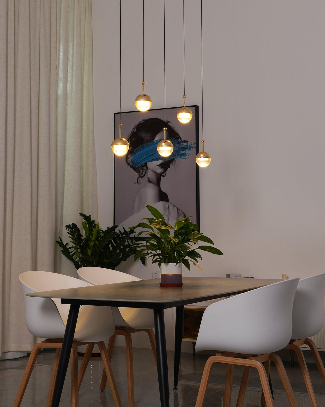 Dora LED Pendant Light - Vakkerlight