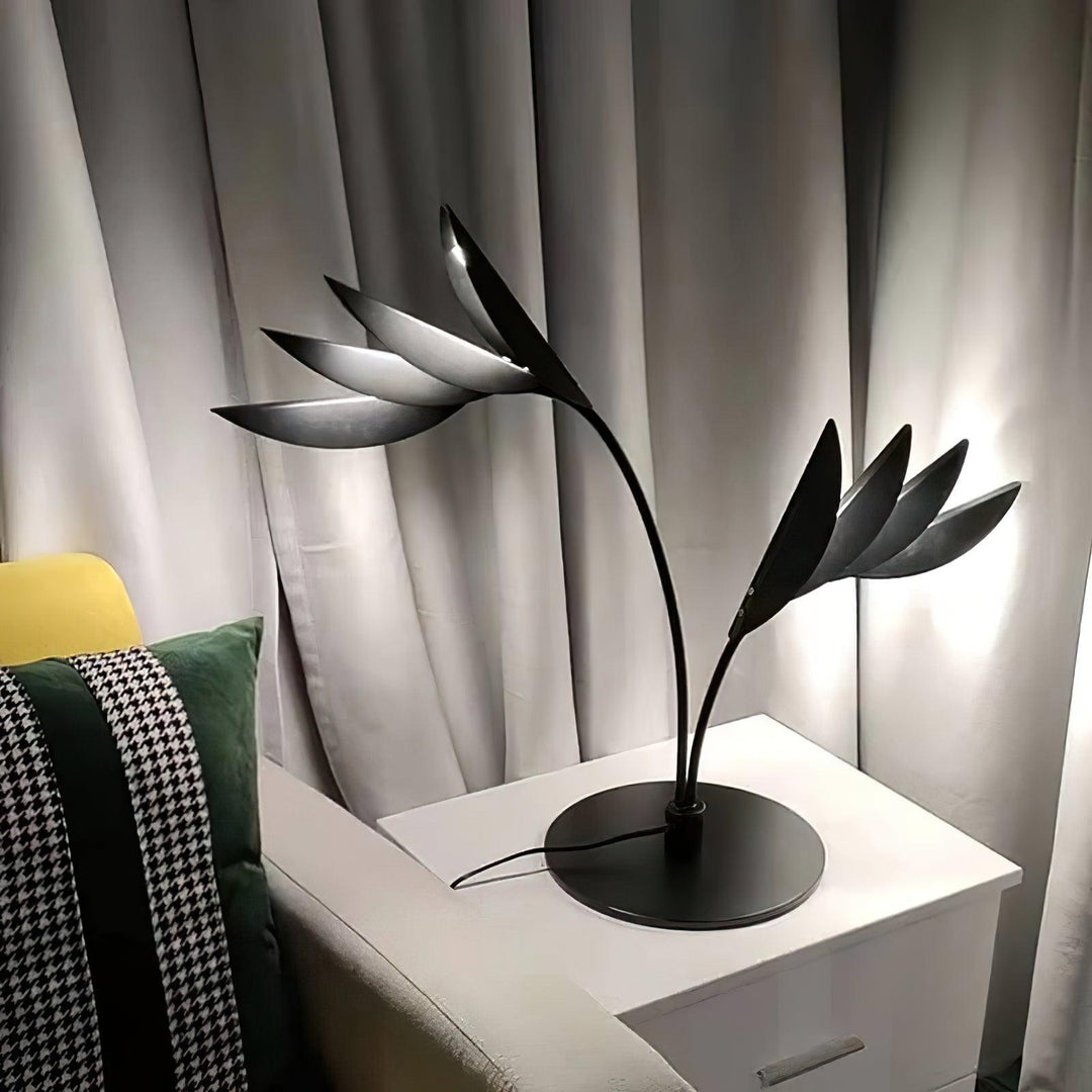 Double Leaf Table Lamp - Vakkerlight