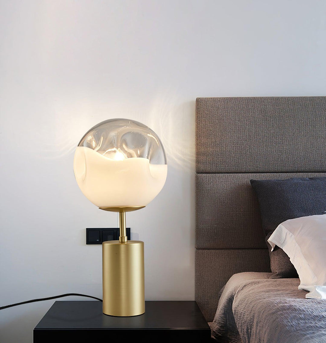 Ecar Table Lamp - Vakkerlight