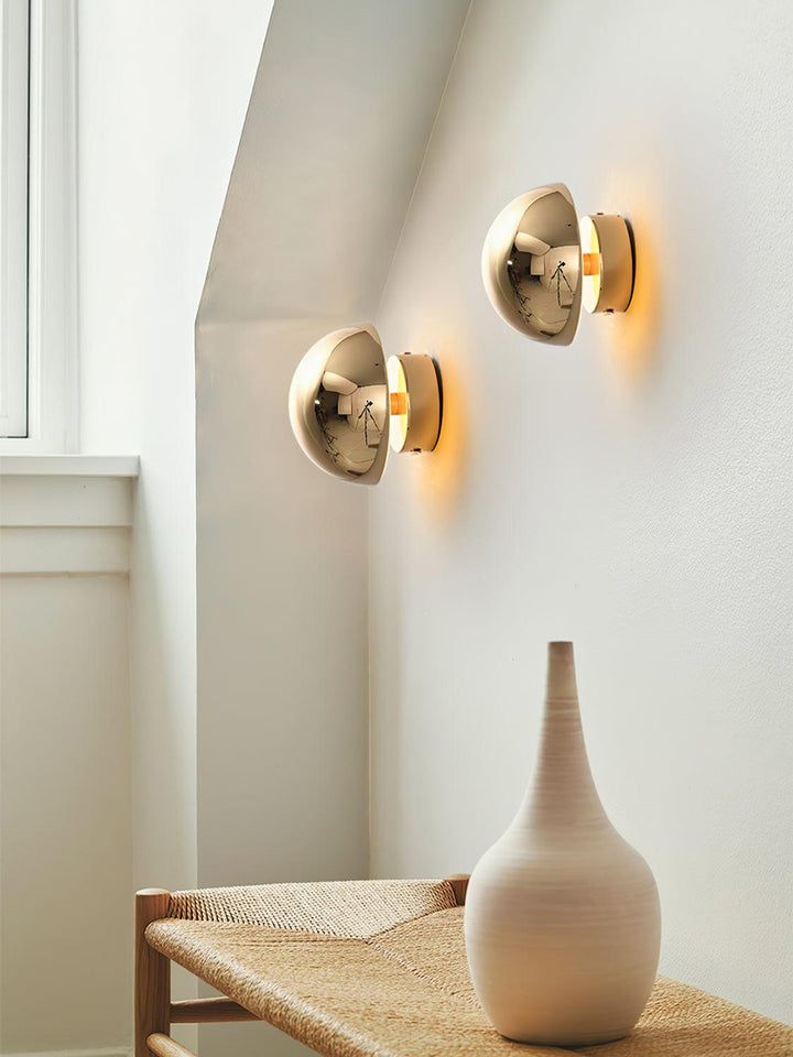 Aurum Sphere Wall Sconce - Vakkerlight