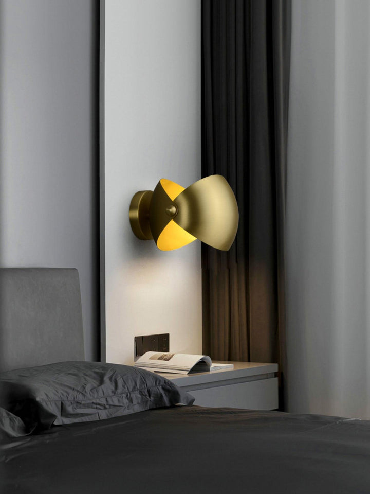 Eirene Wall Lamp - Vakkerlight