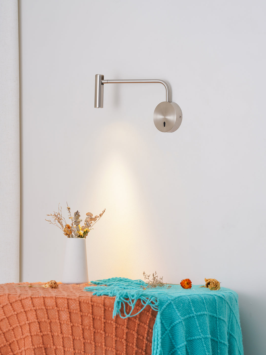 Minimalist Disc LED Wall Sconce - Vakkerlight