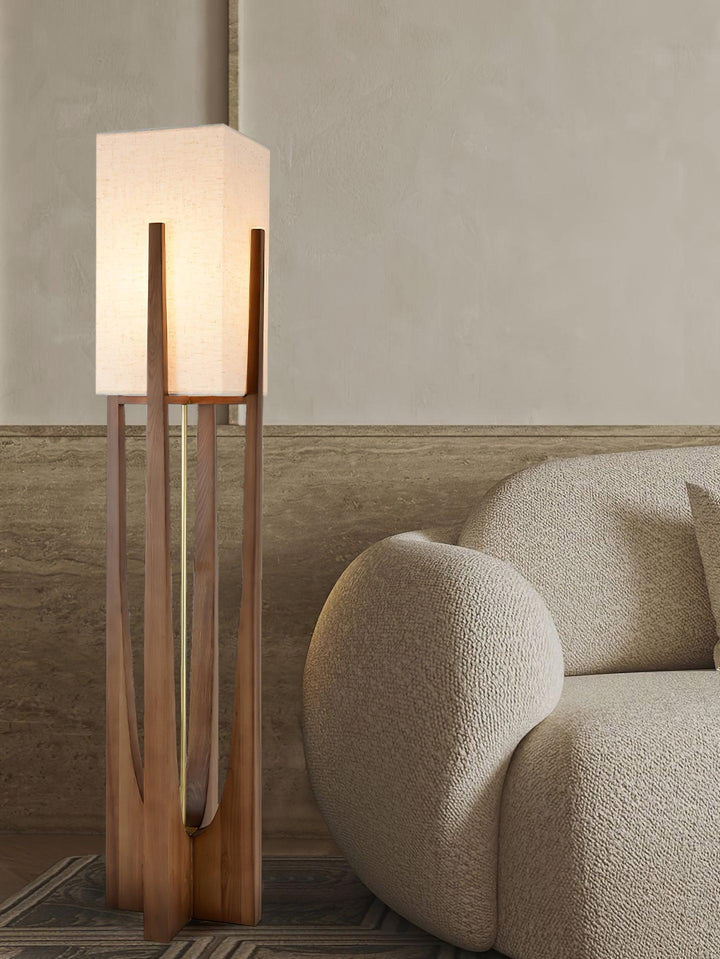 Fairbanks Floor Lamp - Vakkerlight