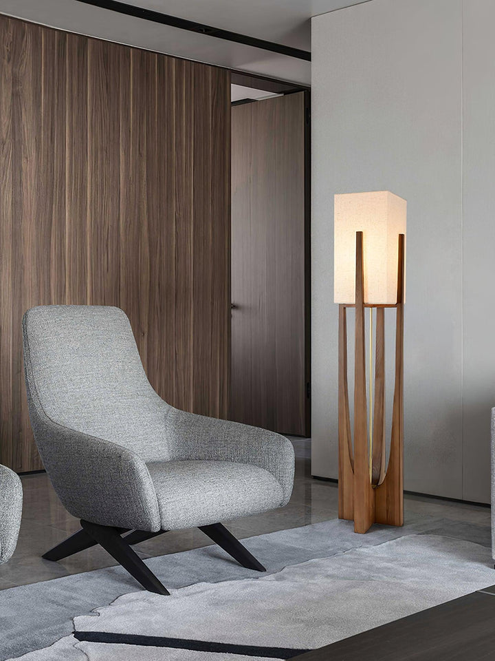 Fairbanks Floor Lamp - Vakkerlight