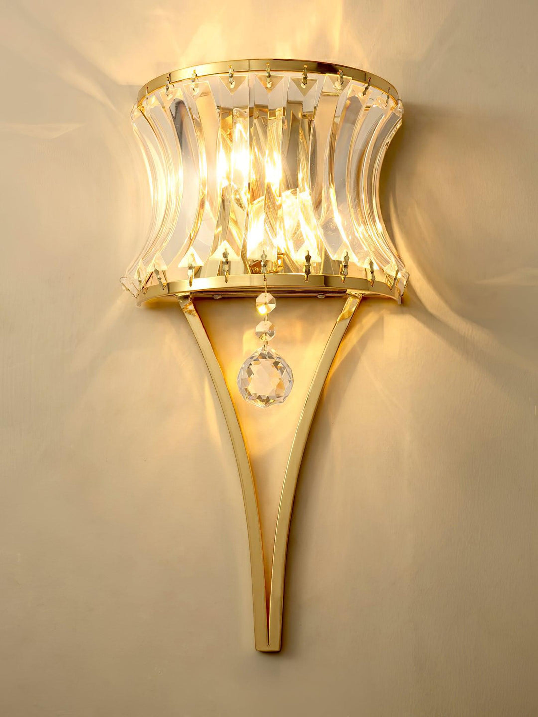 Fantania Wall Lamp - Vakkerlight