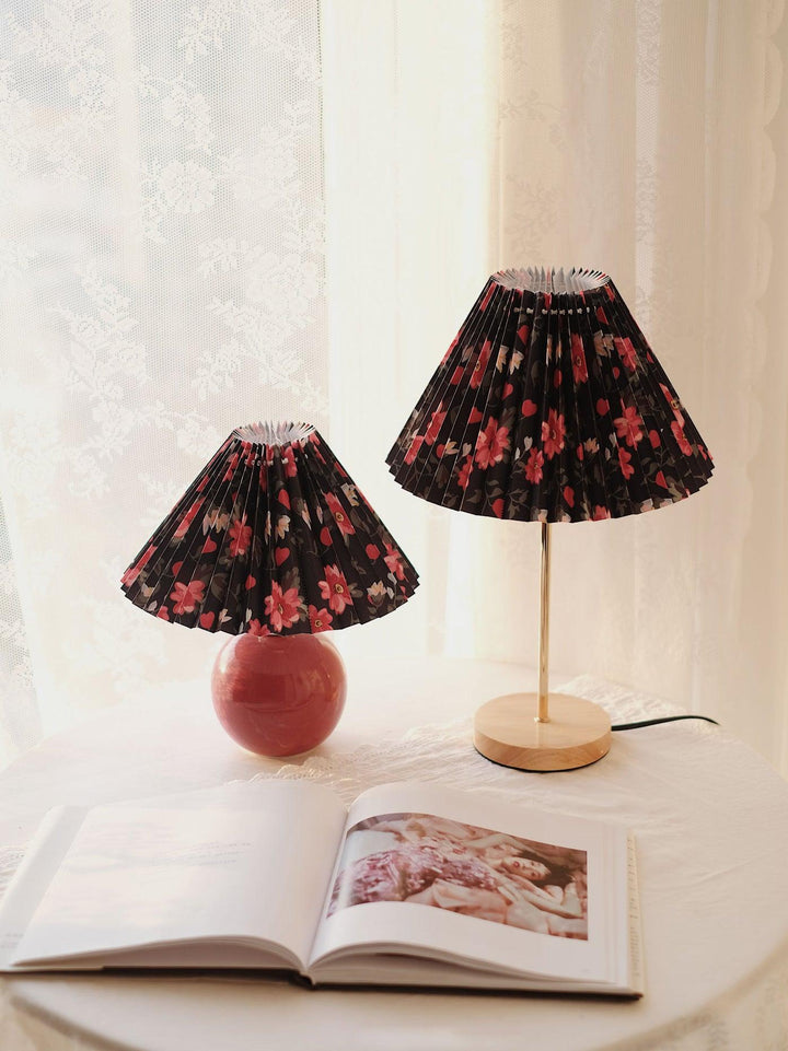 Flores Table Lamp - Vakkerlight