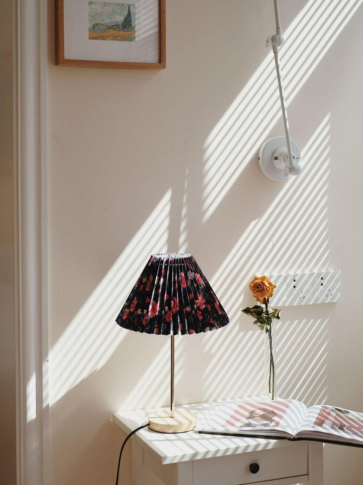 Flores Table Lamp - Vakkerlight