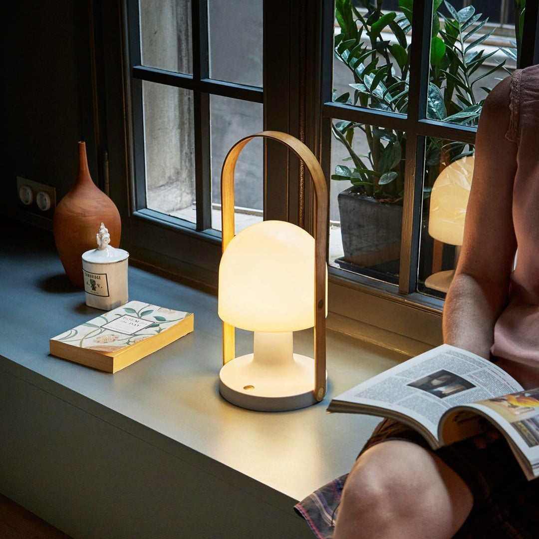 Portable Glass Charging Table Lamp - Vakkerlight
