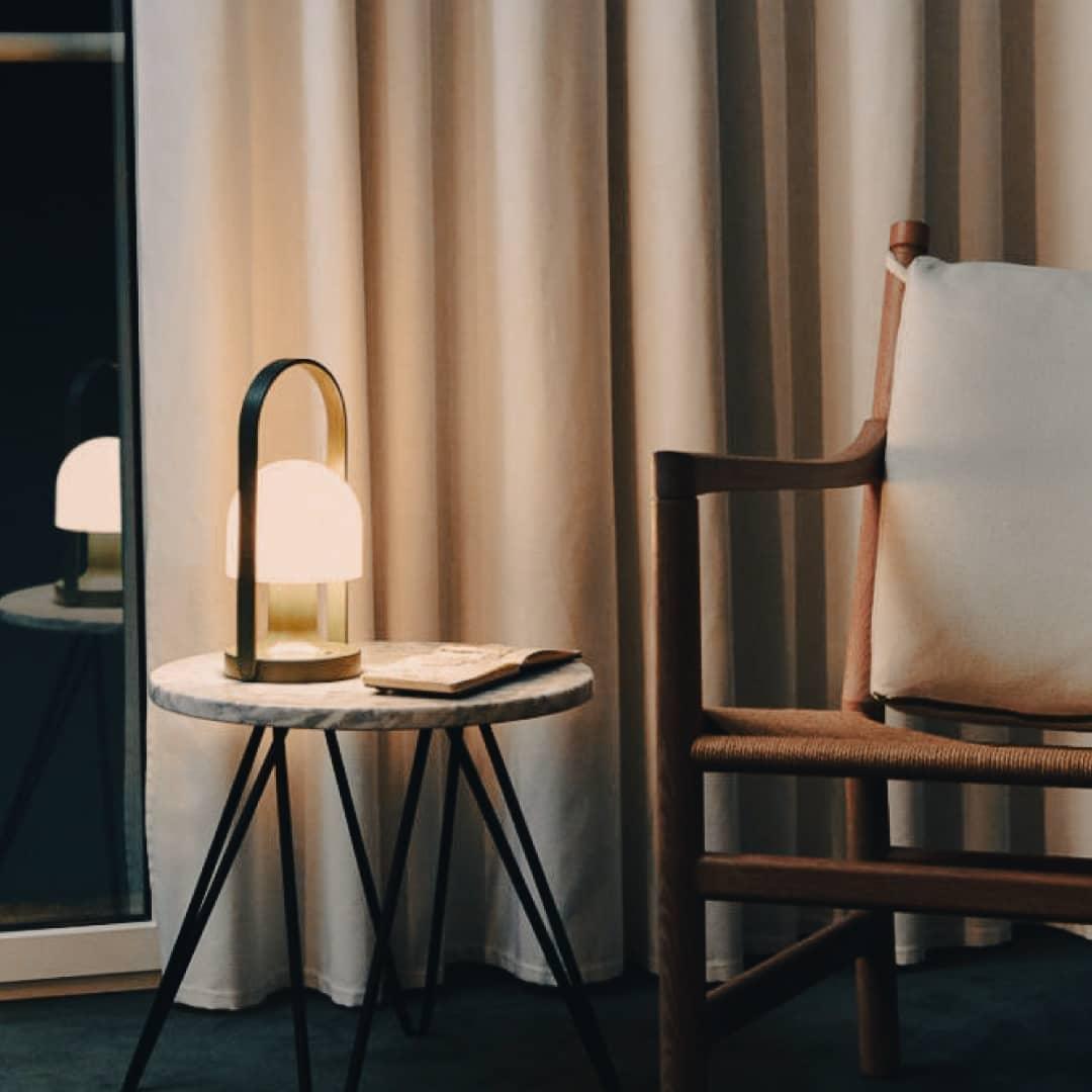 Portable Glass Charging Table Lamp - Vakkerlight