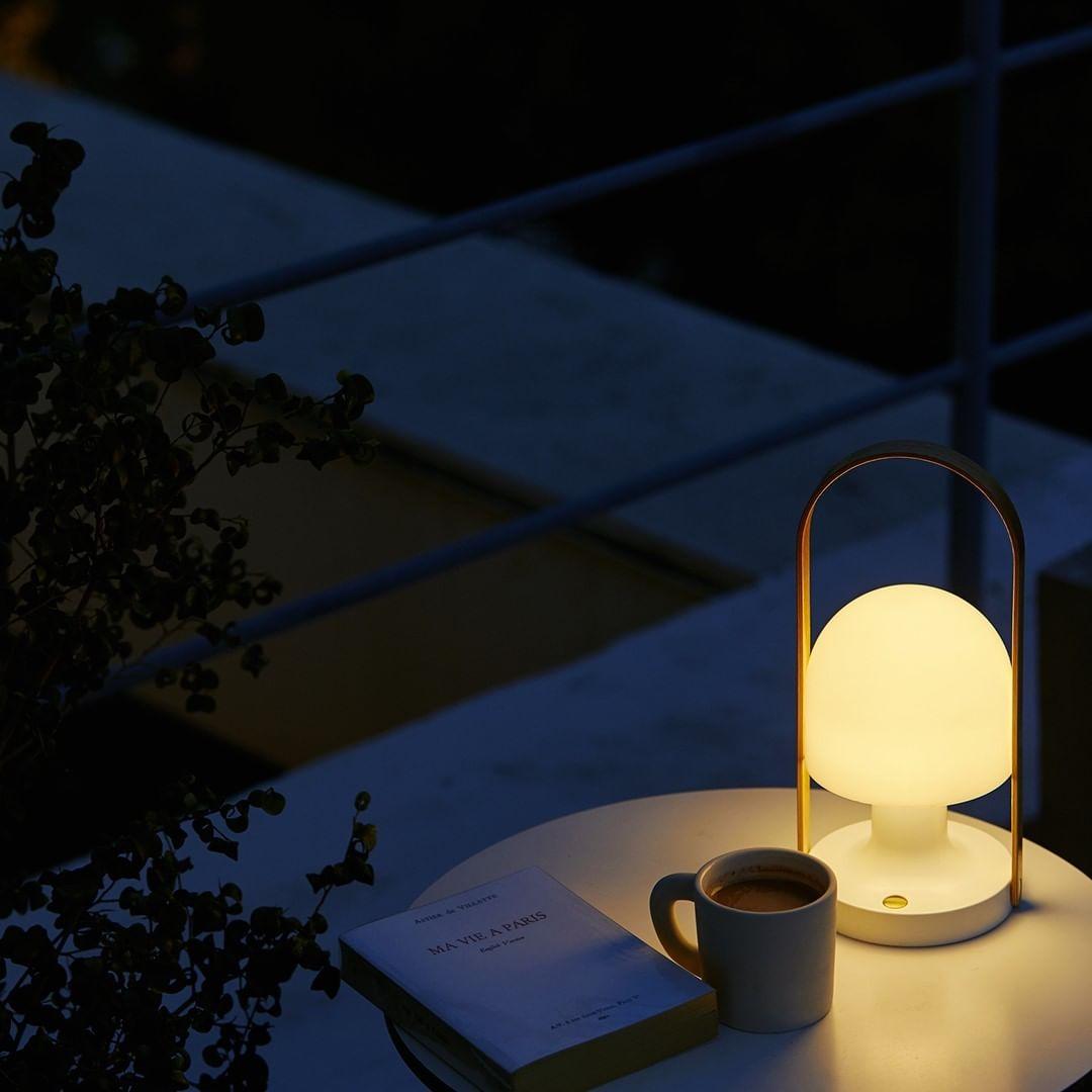 Portable Glass Charging Table Lamp - Vakkerlight