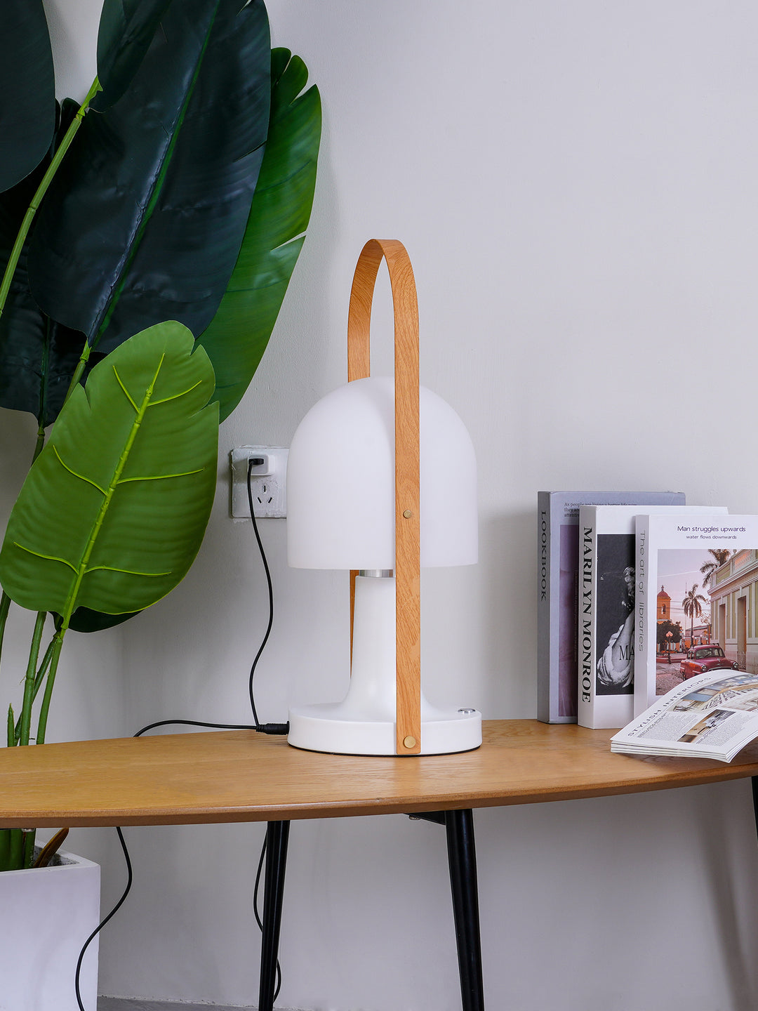 Portable Glass Charging Table Lamp - Vakkerlight