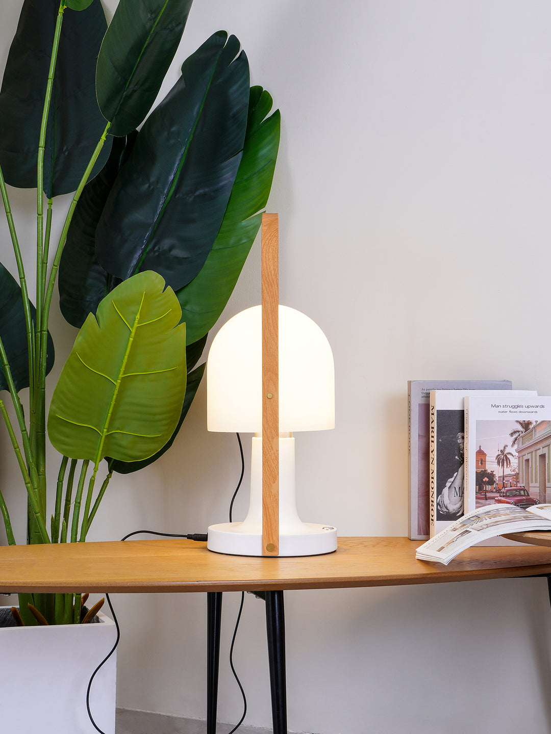 Portable Glass Charging Table Lamp - Vakkerlight
