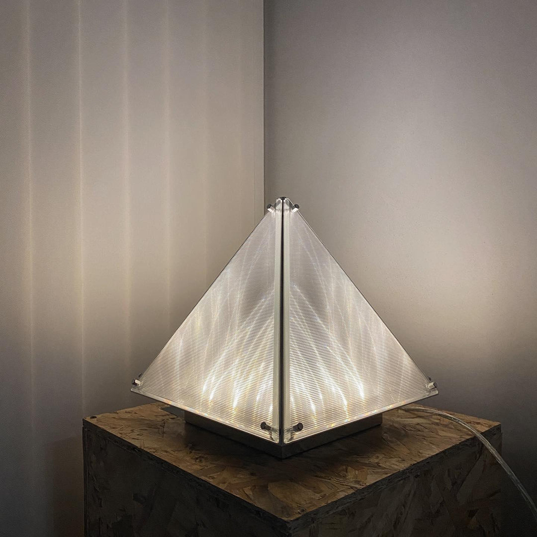 Fragment Table Lamp - Vakkerlight