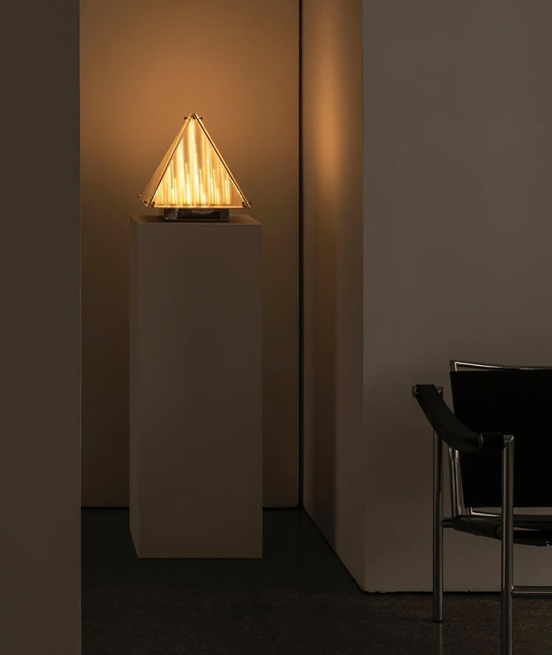 Fragment Table Lamp - Vakkerlight