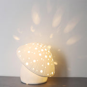 Fungo White Table Lamp - Vakkerlight