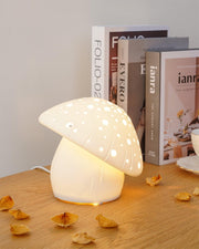 Fungo White Table Lamp - Vakkerlight