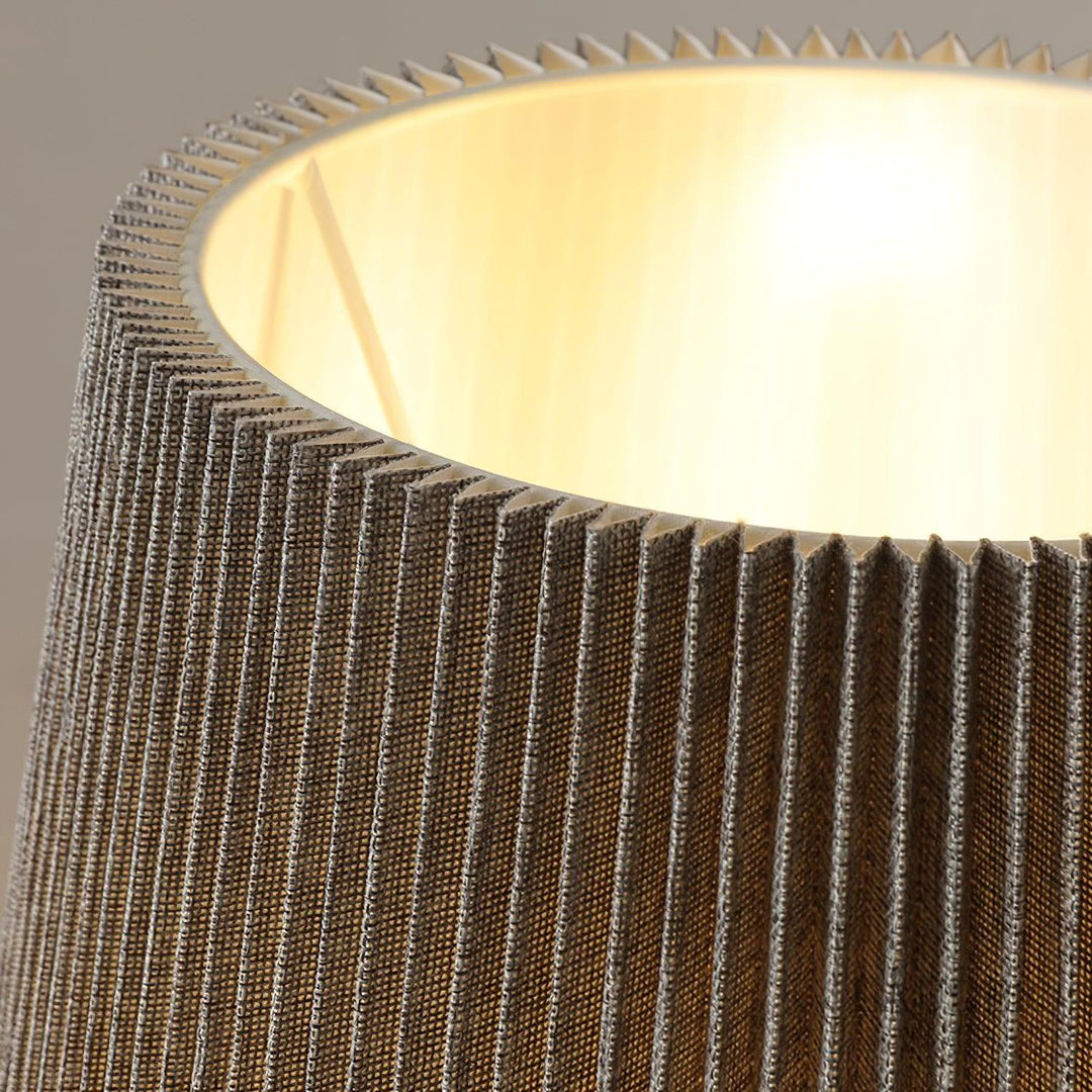 Ghassan Table Lamp - Vakkerlight