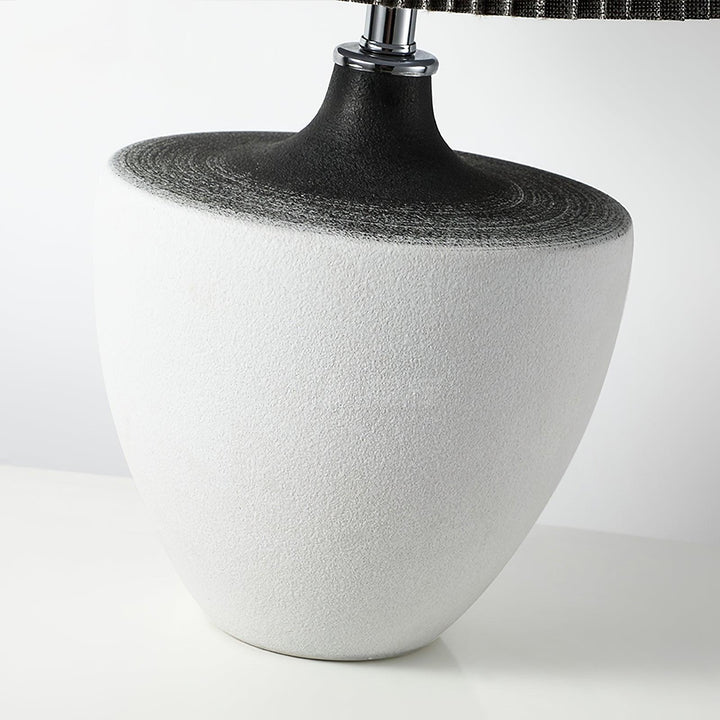 Ghassan Table Lamp - Vakkerlight