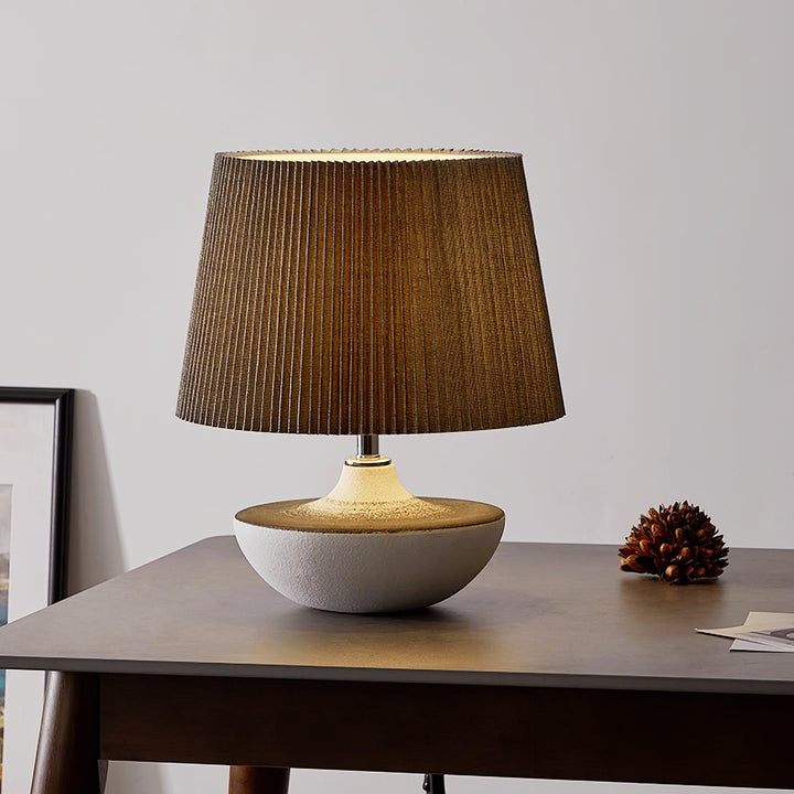 Ghassan Table Lamp - Vakkerlight