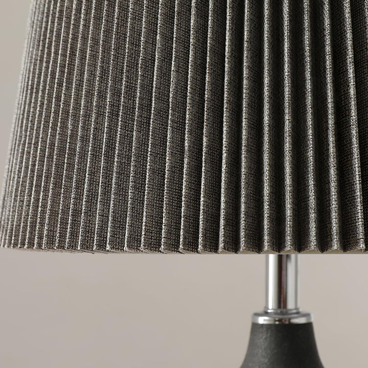 Ghassan Table Lamp - Vakkerlight