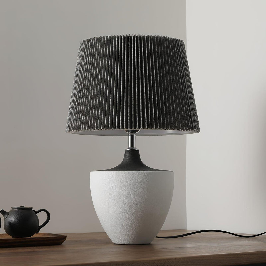 Ghassan Table Lamp - Vakkerlight