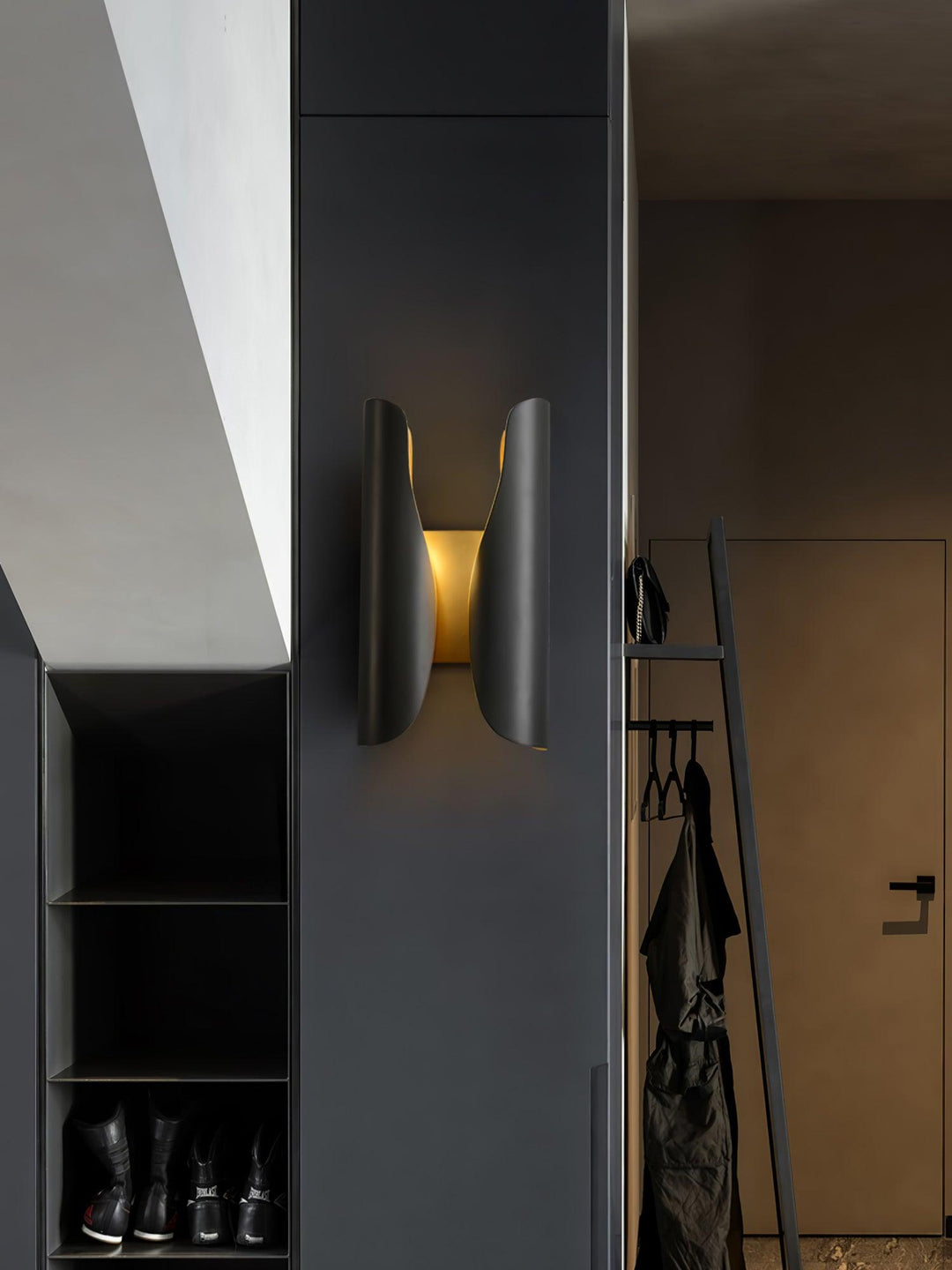 Guardian Wall Sconce - Vakkerlight
